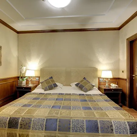 Splendid Отель 4*