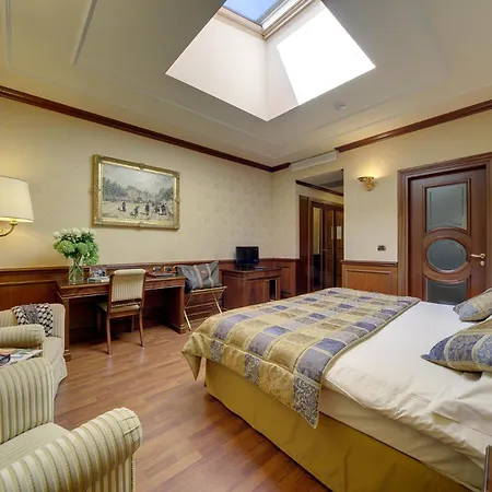 Splendid Szálloda 4*