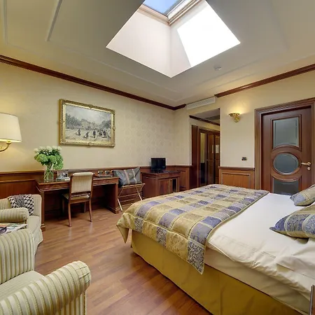 Splendid Отель 4*
