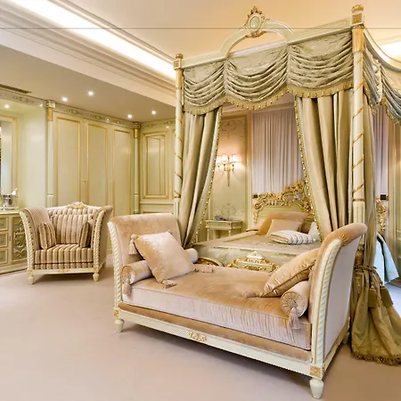 Splendid Szálloda 4*