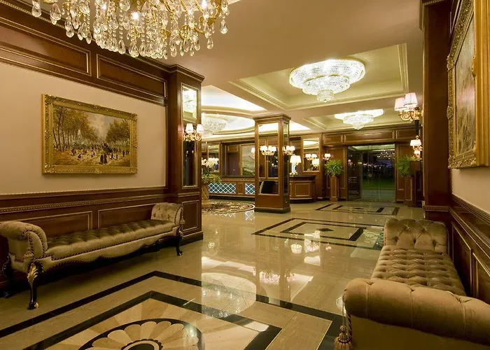 سبلنديد فندق