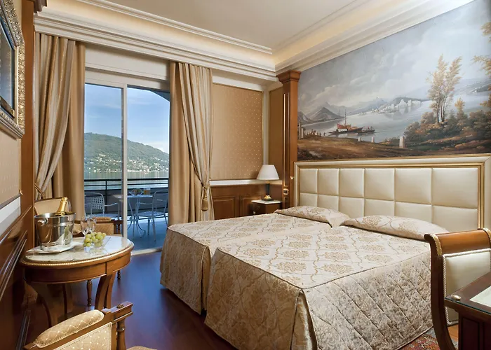 سبلنديد فندق