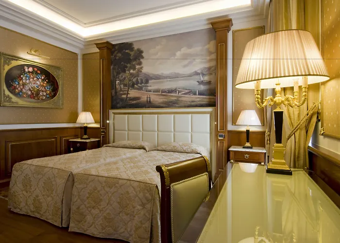 سبلنديد فندق